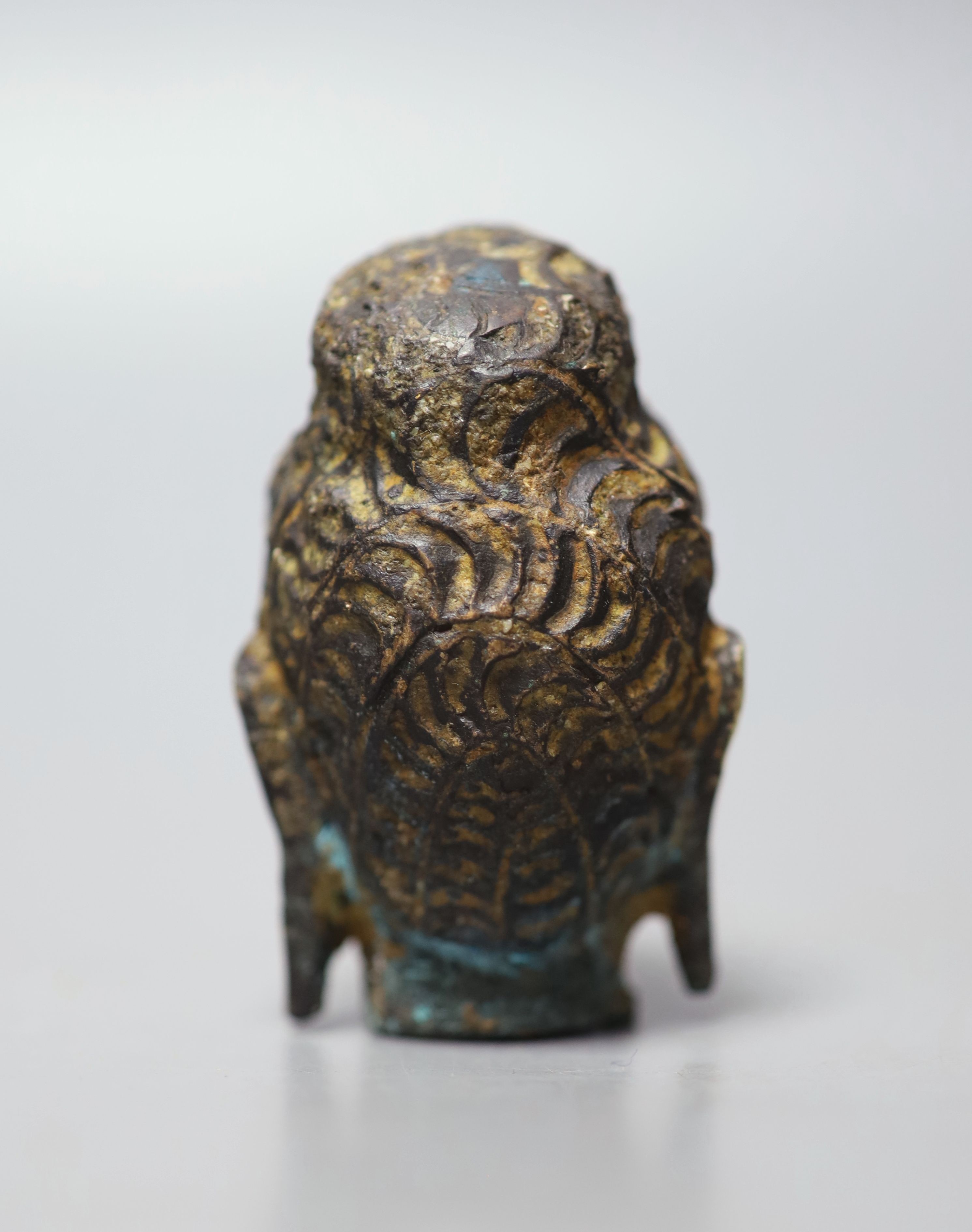 A Chinese gilt bronze Buddha's head, 6cm